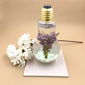 オリジナルハーバリウム ハンドメイド 蓄光材 蓄光ペレット パーツ 蓄光素材 テラリウム 電球型